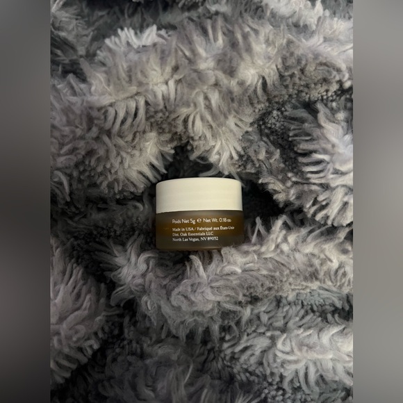 Oak Essential Restorative Mask

0.18oz
new - Picture 2 of 7